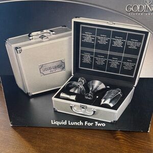 ✨Godinger Silver Liquid Lunch Set with Case✨